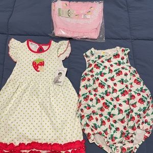 Baby girl dress bundle (12-18 Mon)